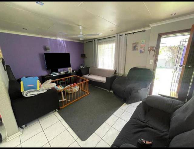3 BEDROOM HOUSE FOR SALE IN ALBERTSDAL